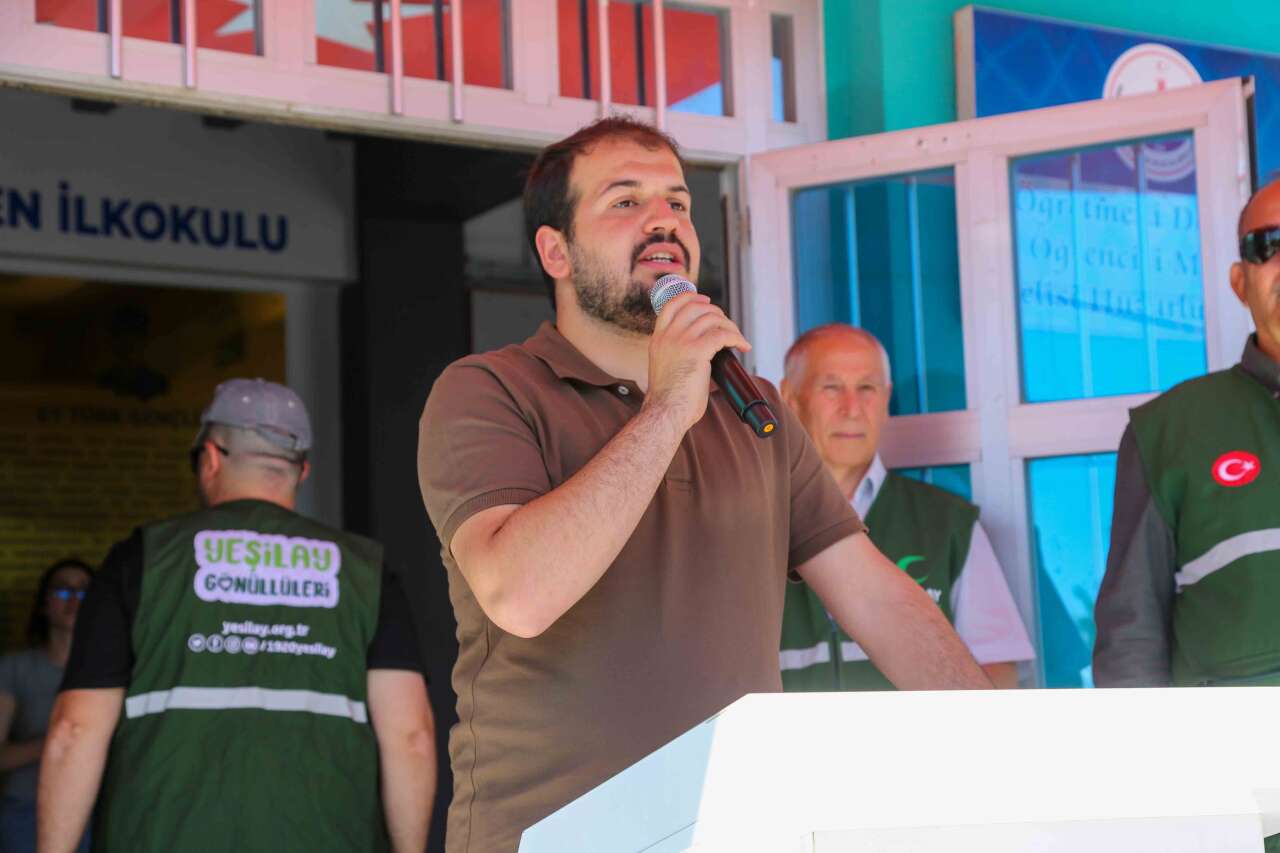 Meram’da telefon ve tableti kenara bırakan çocuklar bağımsızlık örneği verdi 12